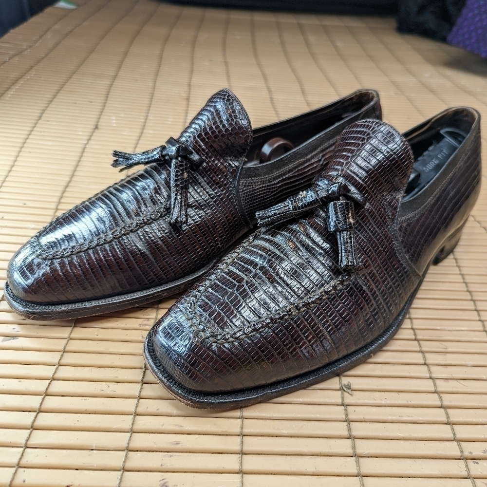 Johnston & Murphy Mens Aristocraft Tassel Loafer Dress Shoes Brown Lizard Emboss